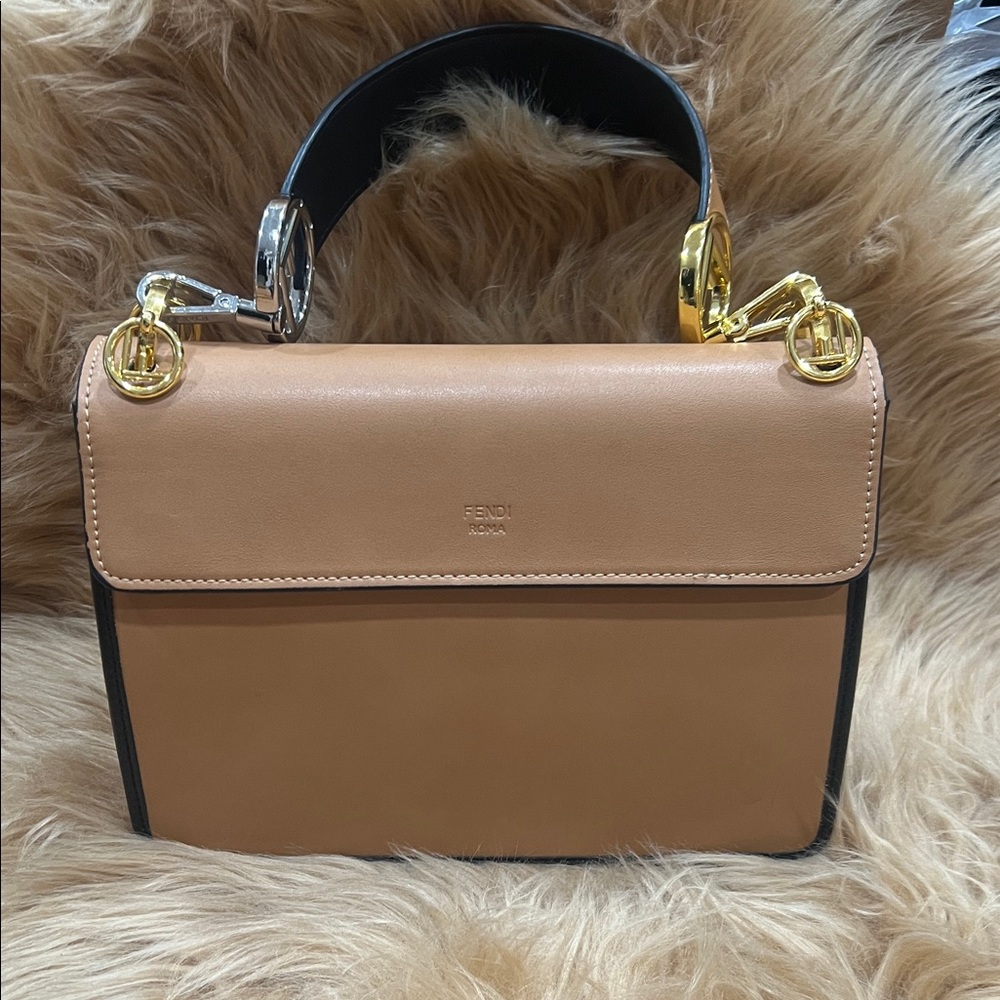 Pre-loved 💕Authentic Fendi Black and Tan Embossed Leather Century F is Fendi Kan - Picture 6 of 17